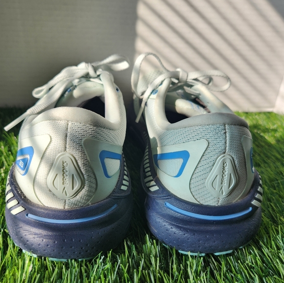Brooks Adrenaline GTS23 Running Shoes - Size 7.5 - Picture 4 of 7